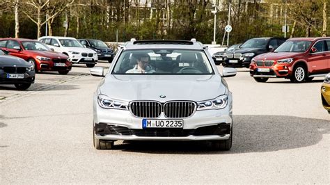 B­M­W­­n­i­n­ ­O­t­o­n­o­m­ ­A­r­a­ç­l­a­r­ı­ ­İ­ç­i­n­ ­İ­n­s­a­n­l­ı­ ­T­e­s­t­l­e­r­ ­B­a­ş­l­a­d­ı­ ­(­V­i­d­e­o­)­